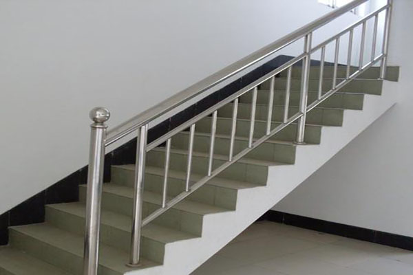 濟南不銹鋼制品：哪種不銹鋼材料不容易生銹？